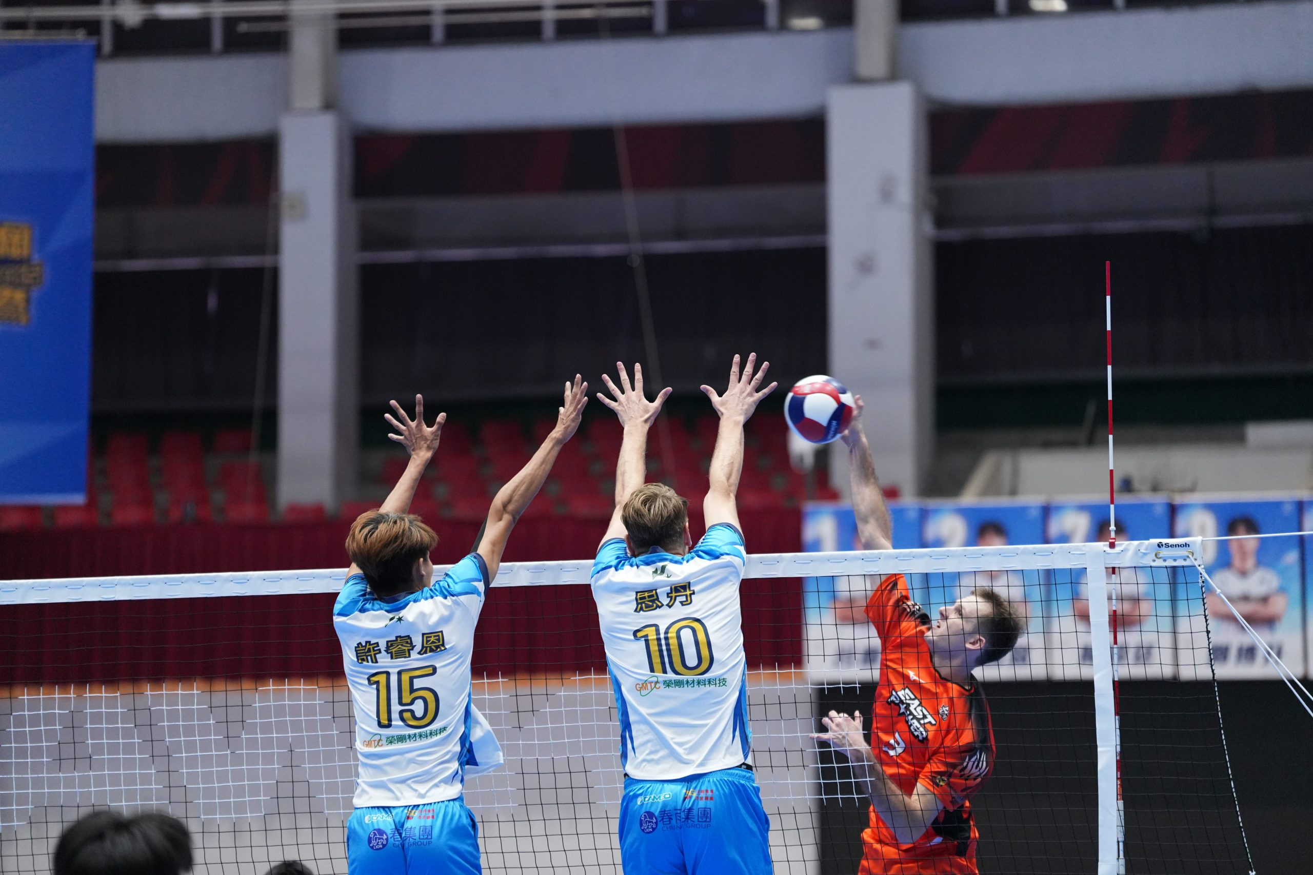 許睿恩8分攔網護航勝利　台鋼天鷹3：1力退臺北伊斯特續寫連勝